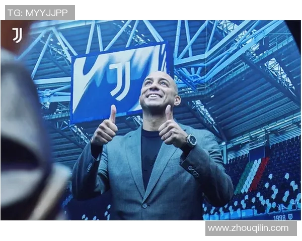 足球明星的时尚飞行装扮揭秘引领潮流的空中穿搭风格