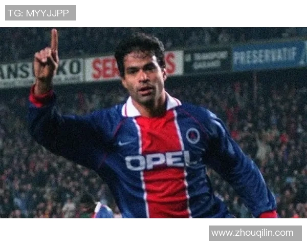 巴西足球明星拉易的传奇之路与辉煌成就探秘